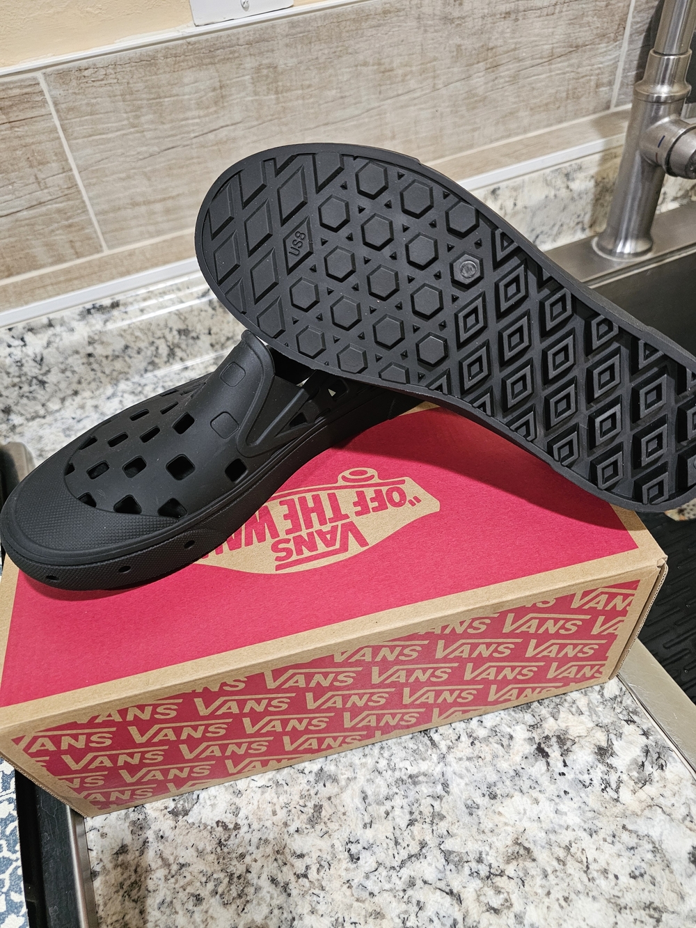 Vans 8/Unixes Black Slip-On Perforated Casual Shoes - Picture 5 of 8